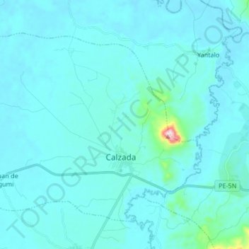 Mapa topográfico Calzada, altitude, relevo